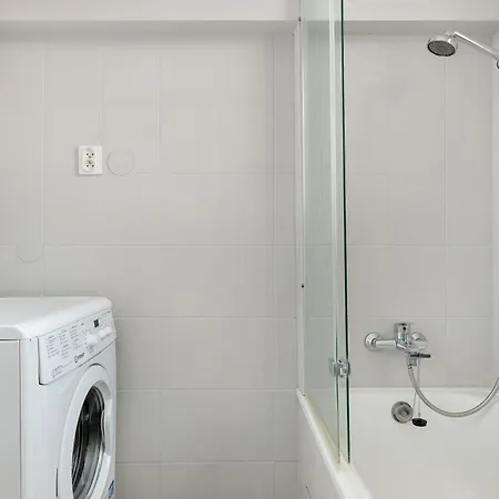 Cozy With Workspace Near The Skm Station By Renters * Gdynia